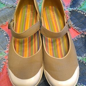 Dansko vegan mary jane clogs